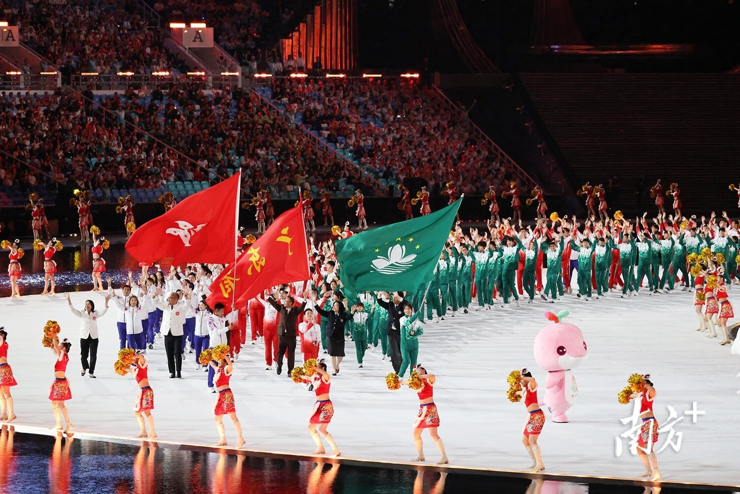 明日NBA常规赛赛前聊一聊：火箭欲擒公牛勇士恐复仇开拓者